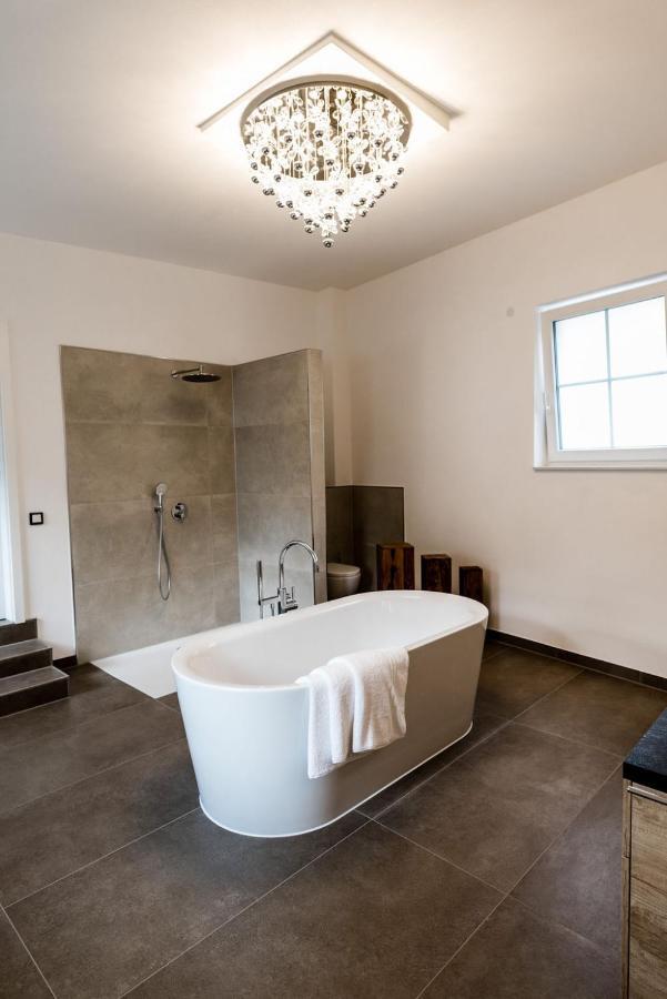 Rosenchalet * Leinach